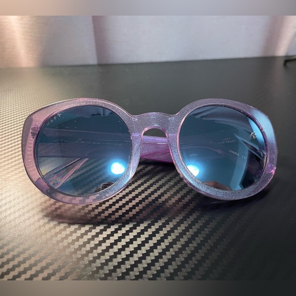 DIFF Luna Polarized Sunglasses - Picture 7 of 7